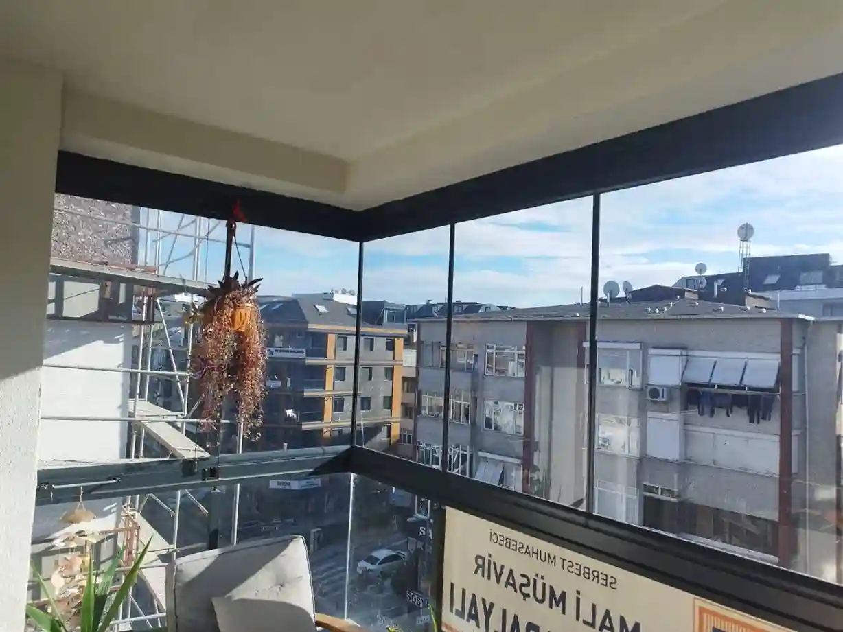 Silivri sürme cam balkon